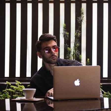 دانلود آهنگ آرن عشق بچگی